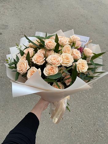Букет Кремовые розы Латте в Юрово